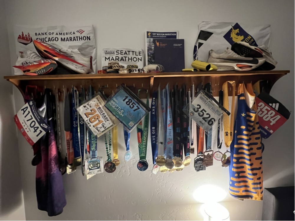 5 ft. Award Ribbon Display